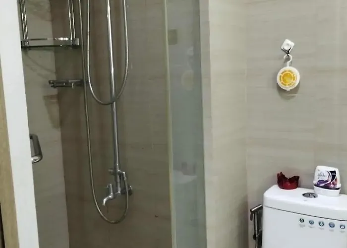 Urban Haven At Shore Residences Near Moa Manilla